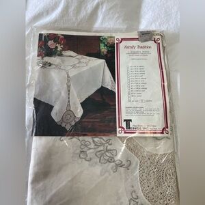 Tessile VTG Embroidered Crochet 65” Round Beige Cotton Tablecloth 8 Napkins